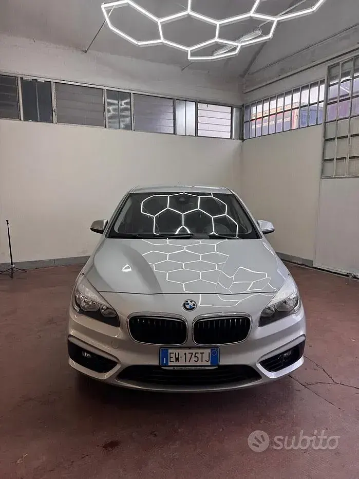 Usata BMW 218 Active Tourer Sport Line 150 CV (110 kW) 2014 Grigio Monovolume
