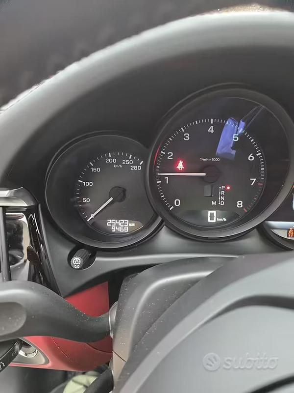 Usata Porsche Macan 195 CV (143 kW) 2022 Bianco SUV