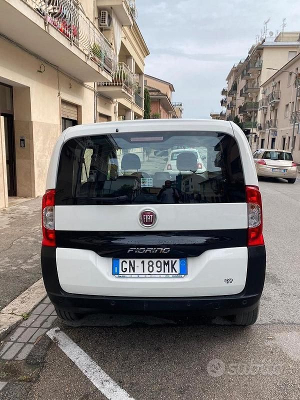 Usata Fiat Fiorino 54 CV (39 kW) 2023 Bianco Monovolume