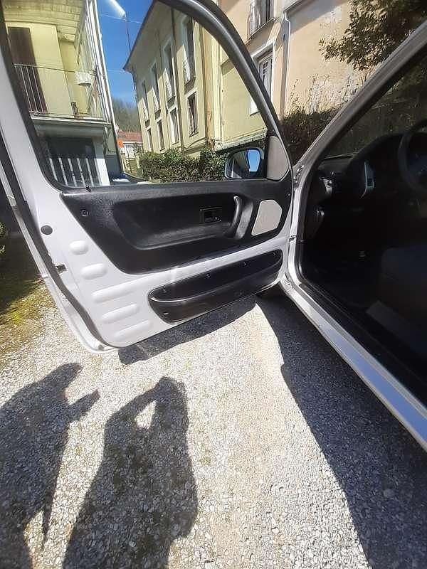 Usata Land Rover Freelander 111 CV (81 kW) 2003 Argento SUV