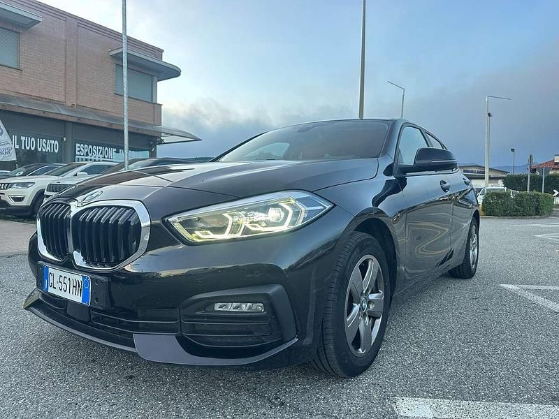 Usata BMW 118 Advantage 136 CV (100 kW) 2022 Nero Utilitaria