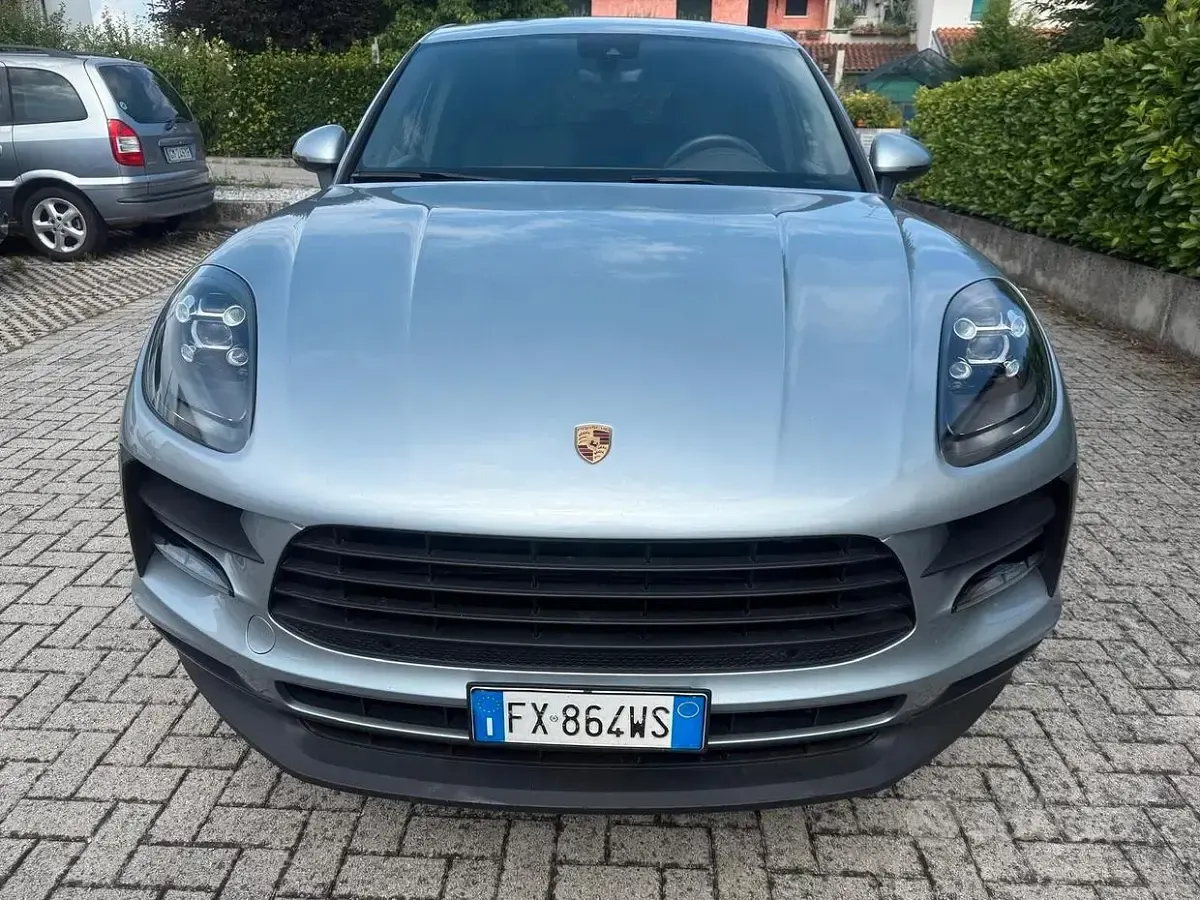 Usata Porsche Macan 245 CV (180 kW) 2020 Grigio SUV