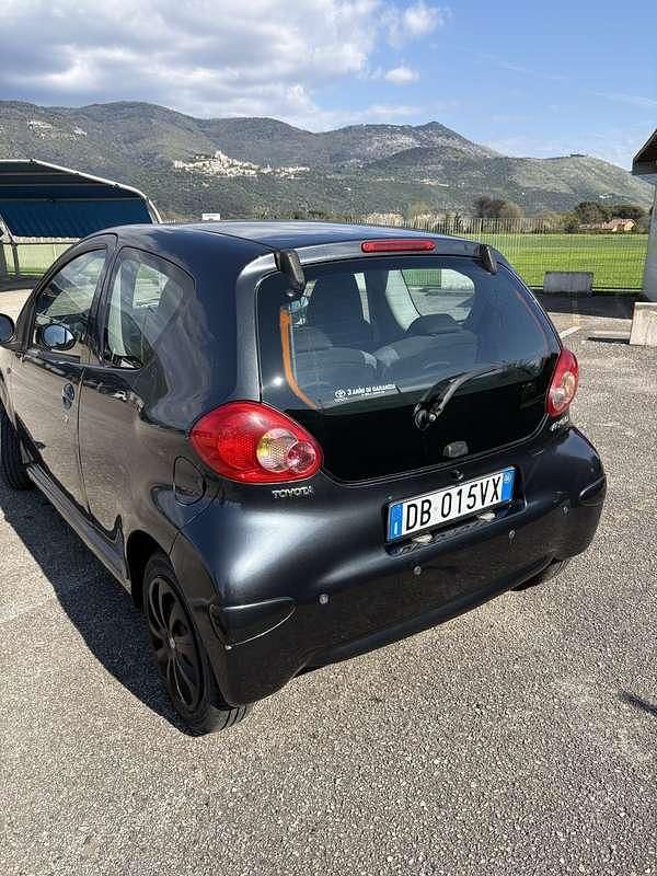 Usata Toyota Aygo 68 CV (50 kW) 2006 Utilitaria