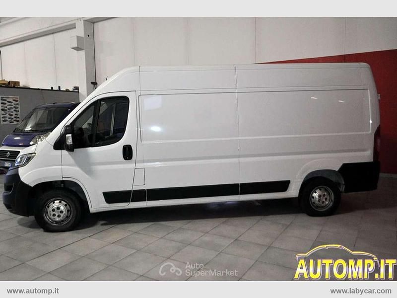 Usata Opel Movano 140 CV (102 kW) 2023 Bianco Furgone