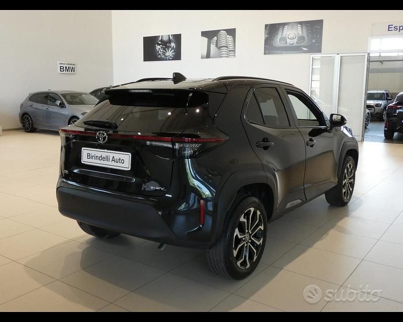 Usata Toyota Yaris Cross Trend 92 CV (67 kW) 2024 Nero SUV