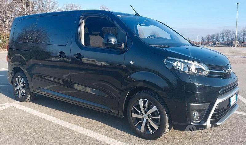 Usata Toyota Proace Verso Executive 150 CV (110 kW) 2021 Nero Station wagon