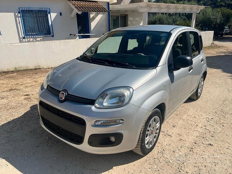 Usata Fiat Panda 69 CV (50 kW) 2016 Grigio Utilitaria