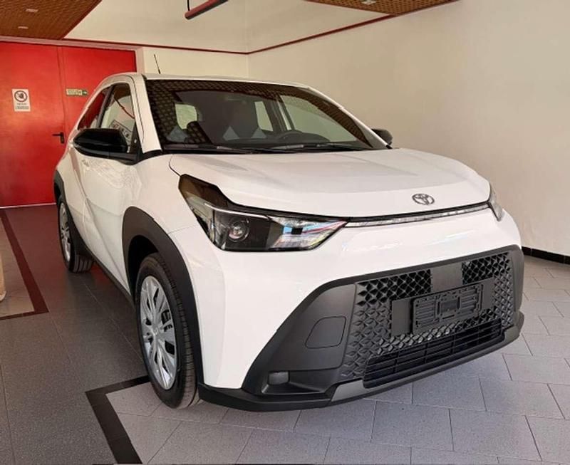 Nuova Toyota Aygo X 92 CV (67 kW) 2026 Bianco SUV