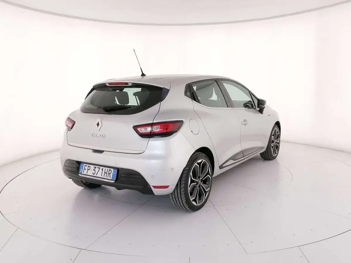 Usata Renault Clio IV 110 CV (80 kW) 2018 Bianco Berlina
