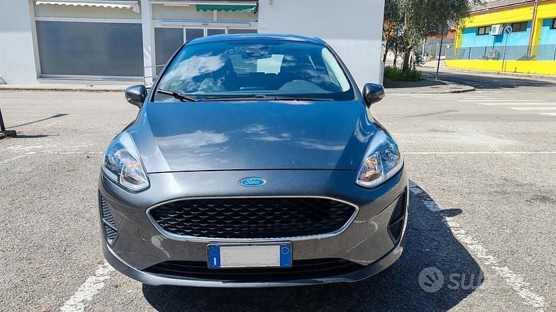 Gebraucht Ford Fiesta 75 PS (55 kW) 2018 Grau Kleinwagen