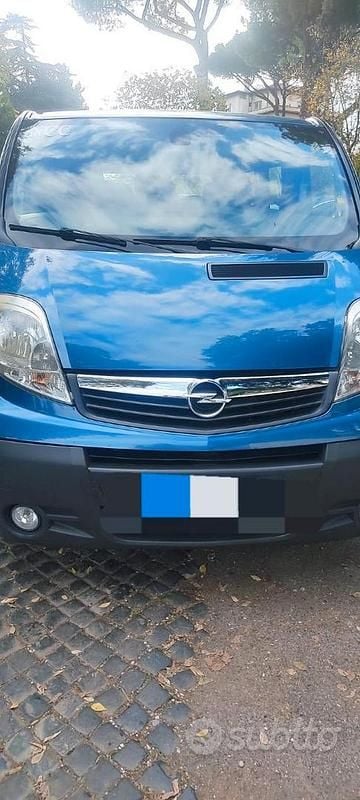 Usata Opel Vivaro 113 CV (83 kW) 2014 Blu Monovolume