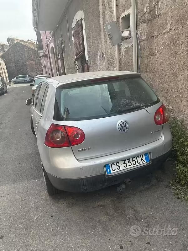 Usata VW Golf IV 2005 Grigio Berlina