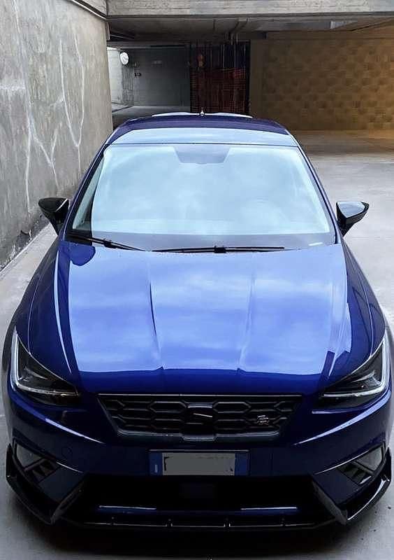 Blu Usata 2018 Seat Ibiza FR Tre volumi | 16.500 € (Buon prezzo) - Immagine 1/4