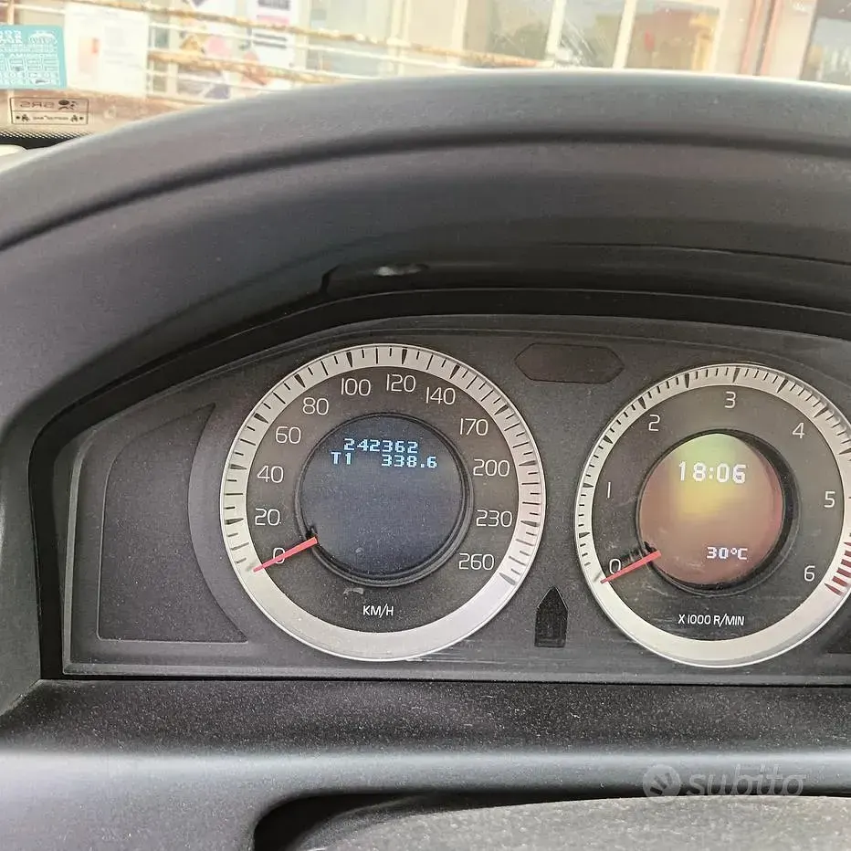 Usata Volvo XC60 215 CV (158 kW) 2011 SUV
