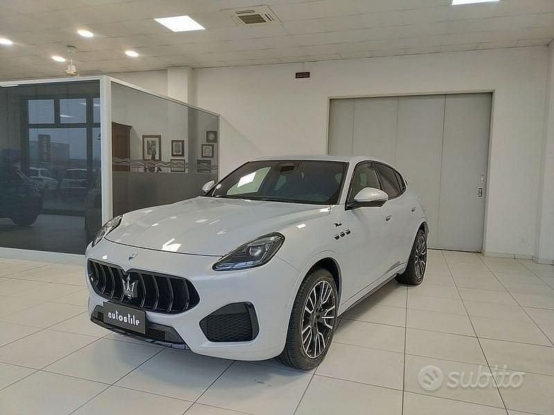 Usata Maserati Grecale 330 CV (242 kW) 2023 Bianco SUV
