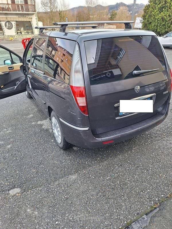 Usata Lancia Phedra 136 CV (100 kW) 2007 Blu Monovolume