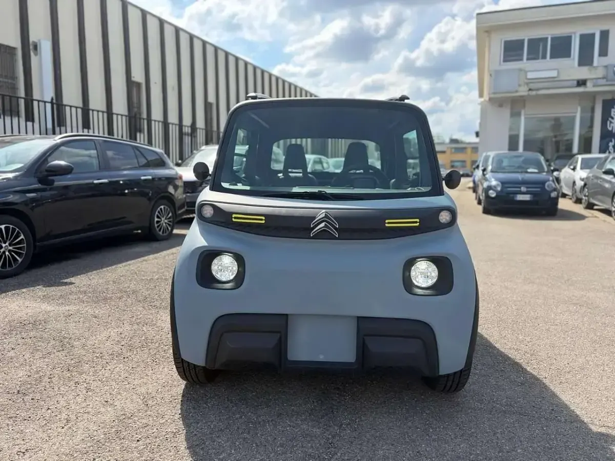 Usata Citroën AMI 2023 Grigio Berlina