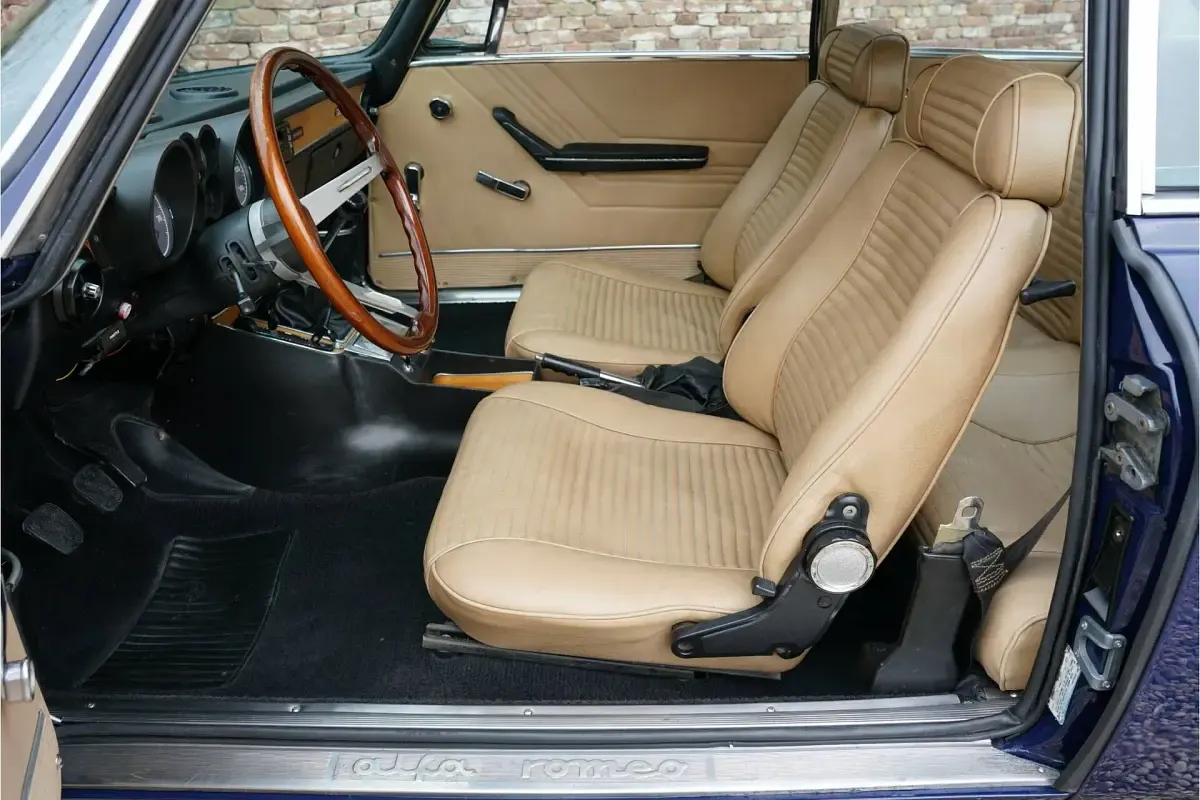 Usata Alfa Romeo 2000 150 CV (110 kW) 1974 Blu Coupé