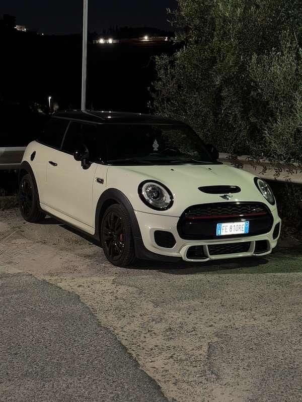 Bianco Usata 2016 Mini John Cooper Works Utilitaria | 18.400 € (Ottimo prezzo) - Immagine 1/4