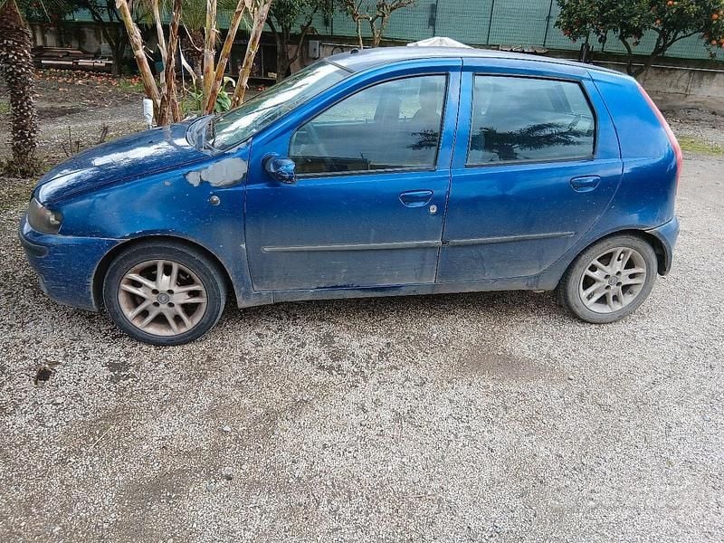 Usata Fiat Punto 2002 Utilitaria