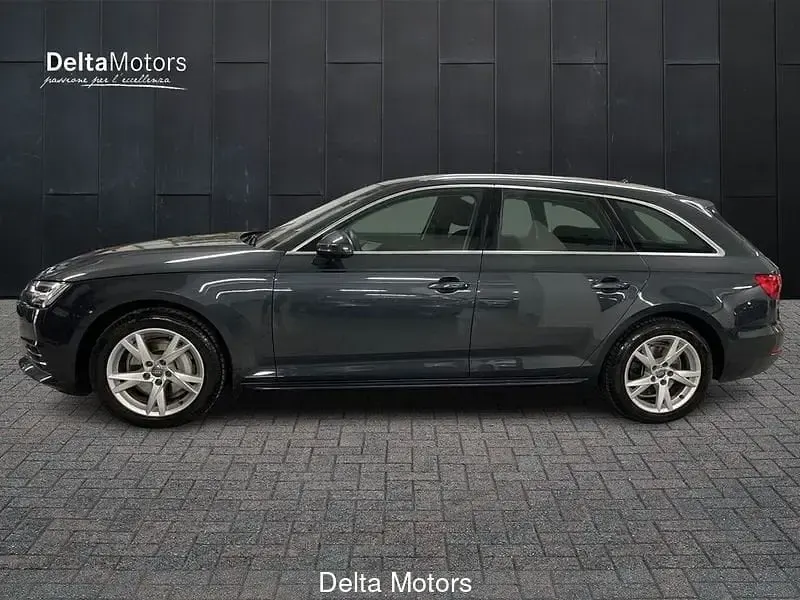 Usata Audi A4 Sport 150 CV (110 kW) 2017 Gray Station wagon