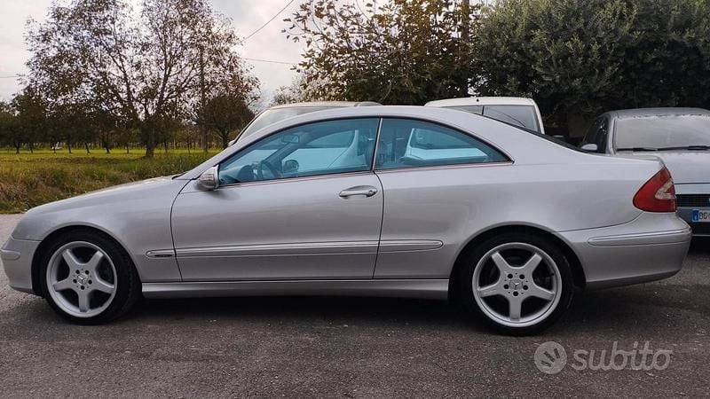 Usata Mercedes CLK270 Avantgarde 170 CV (125 kW) 2004 Coupé