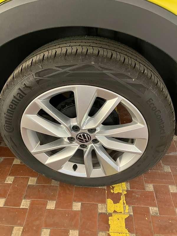 Usata VW T-Cross Edition 95 CV (69 kW) 2024 Giallo SUV