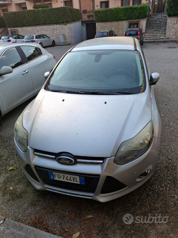 Usata 2012 Ford Focus Titanium Station wagon | 2890 € (Super prezzo) - Immagine 1/4