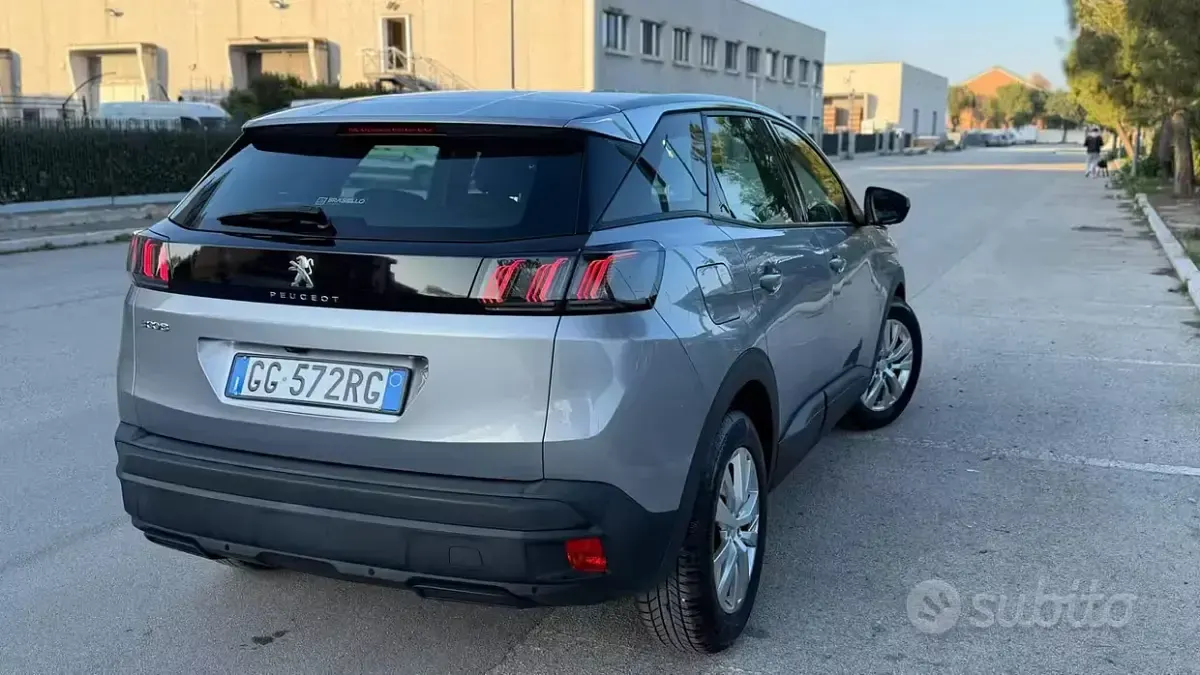 Usata Peugeot 3008 Active 131 CV (96 kW) 2021 Grigio SUV