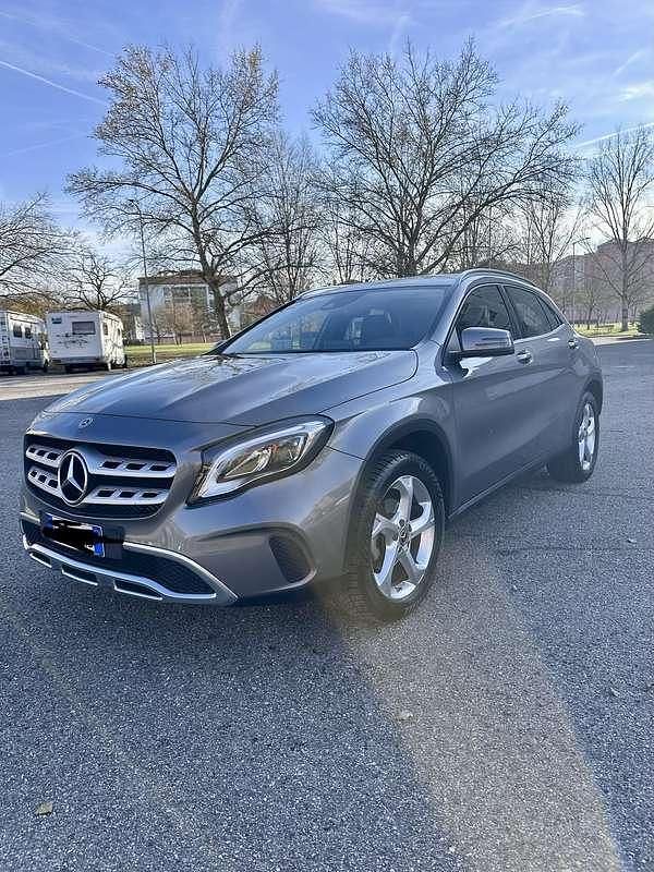 Usata Mercedes GLA200 Executive 136 CV (100 kW) 2017 SUV