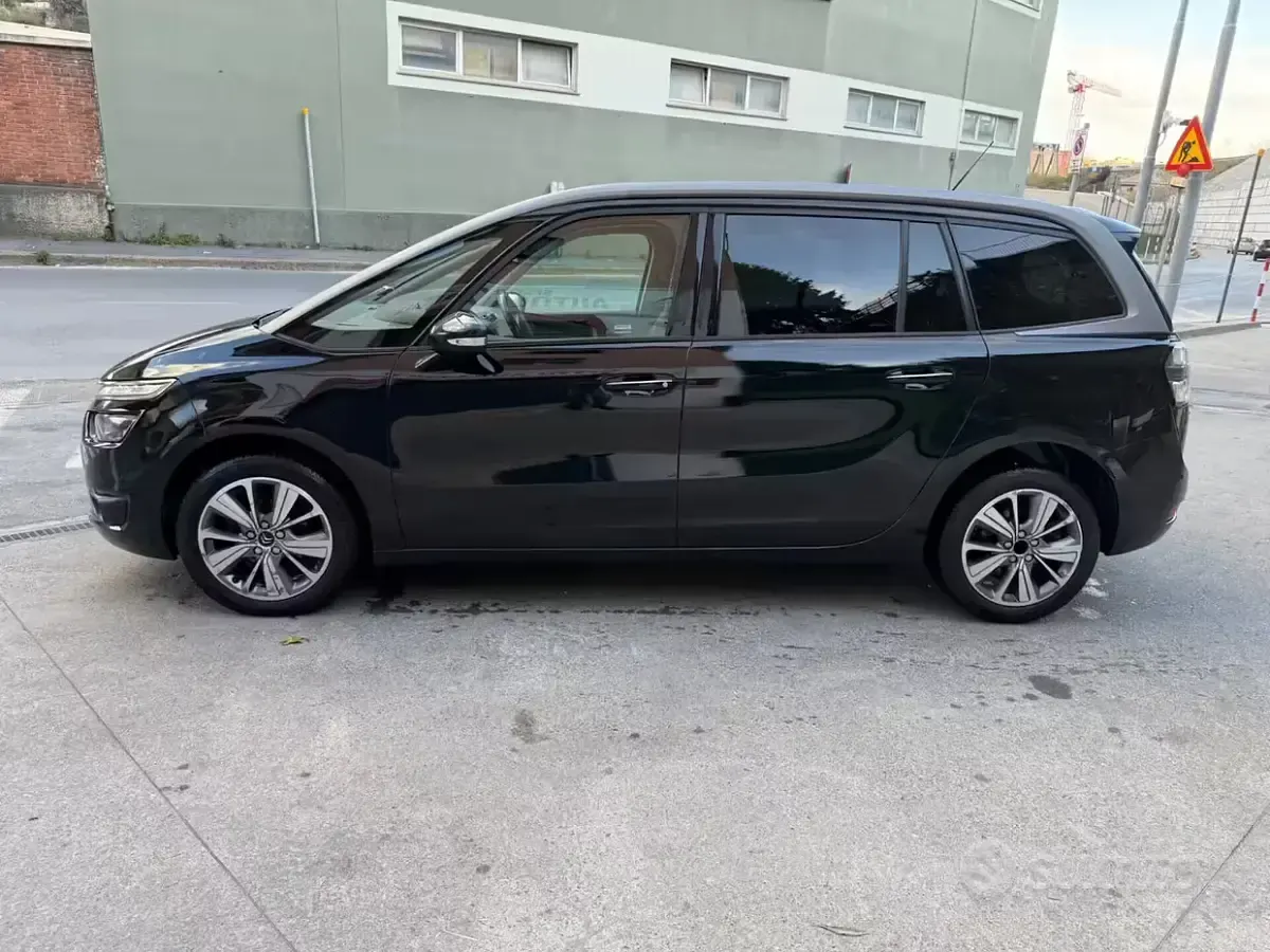 Usado Citroën C4 Picasso Exclusive 116 CV (85 kW) 2015 Negro Monovolumen