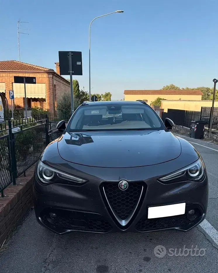 Usata Alfa Romeo Stelvio 210 CV (154 kW) 2018 Grigio SUV