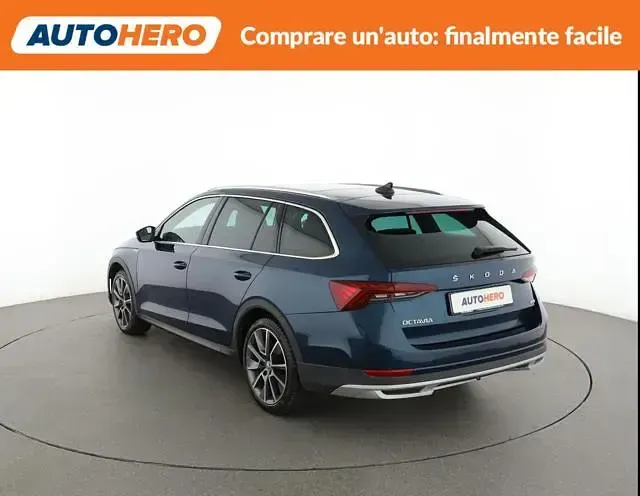 Usata Skoda Octavia Scout 4x4 200 CV (147 kW) 2021 Blu Station wagon