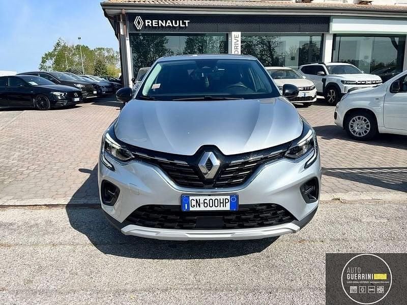 Usata Renault Captur Techno 101 CV (74 kW) 2023 Argento SUV