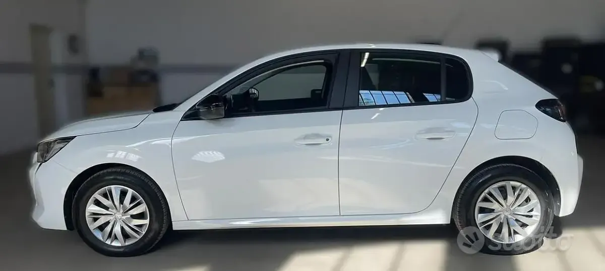 Usata Peugeot 208 Active 75 CV (55 kW) 2022 Bianco Utilitaria