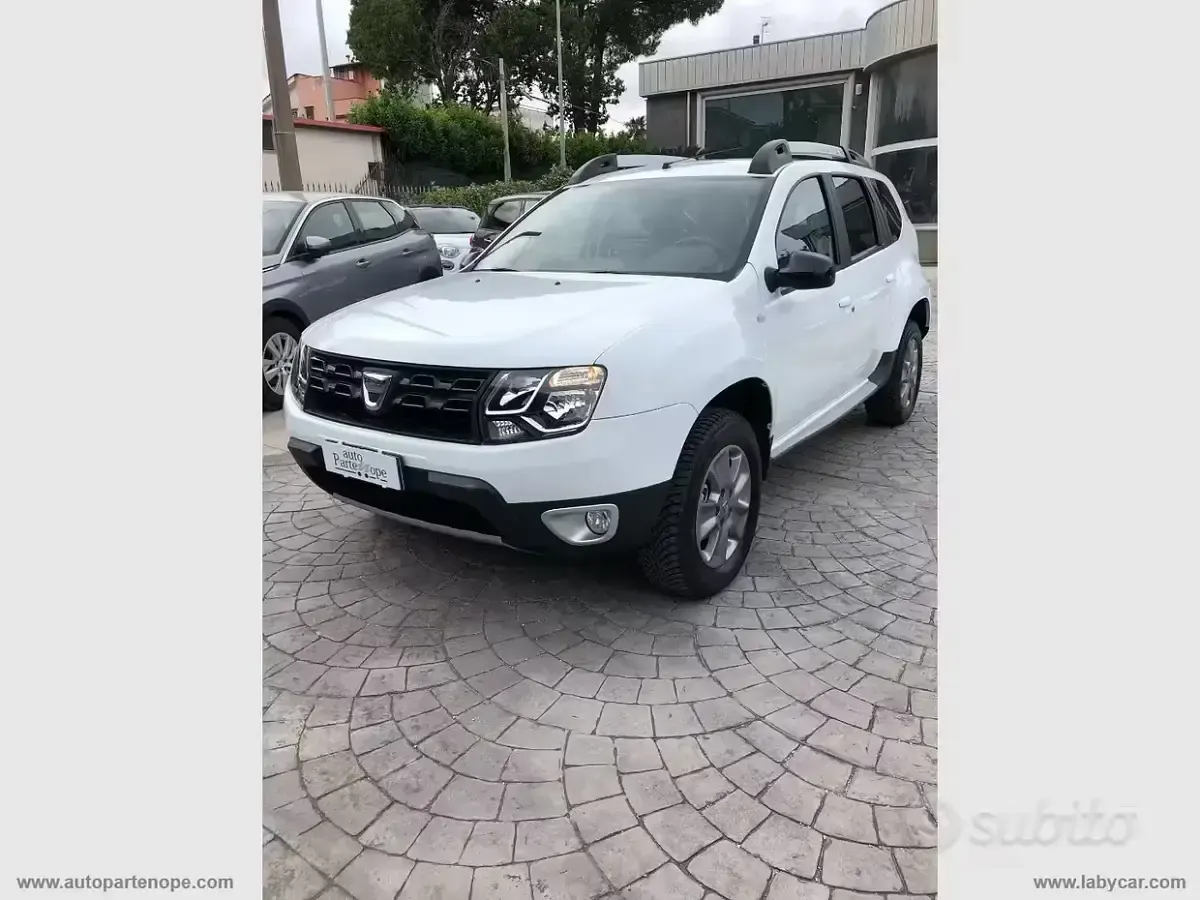 Usata Dacia Duster 114 CV (83 kW) 2017 Bianco SUV