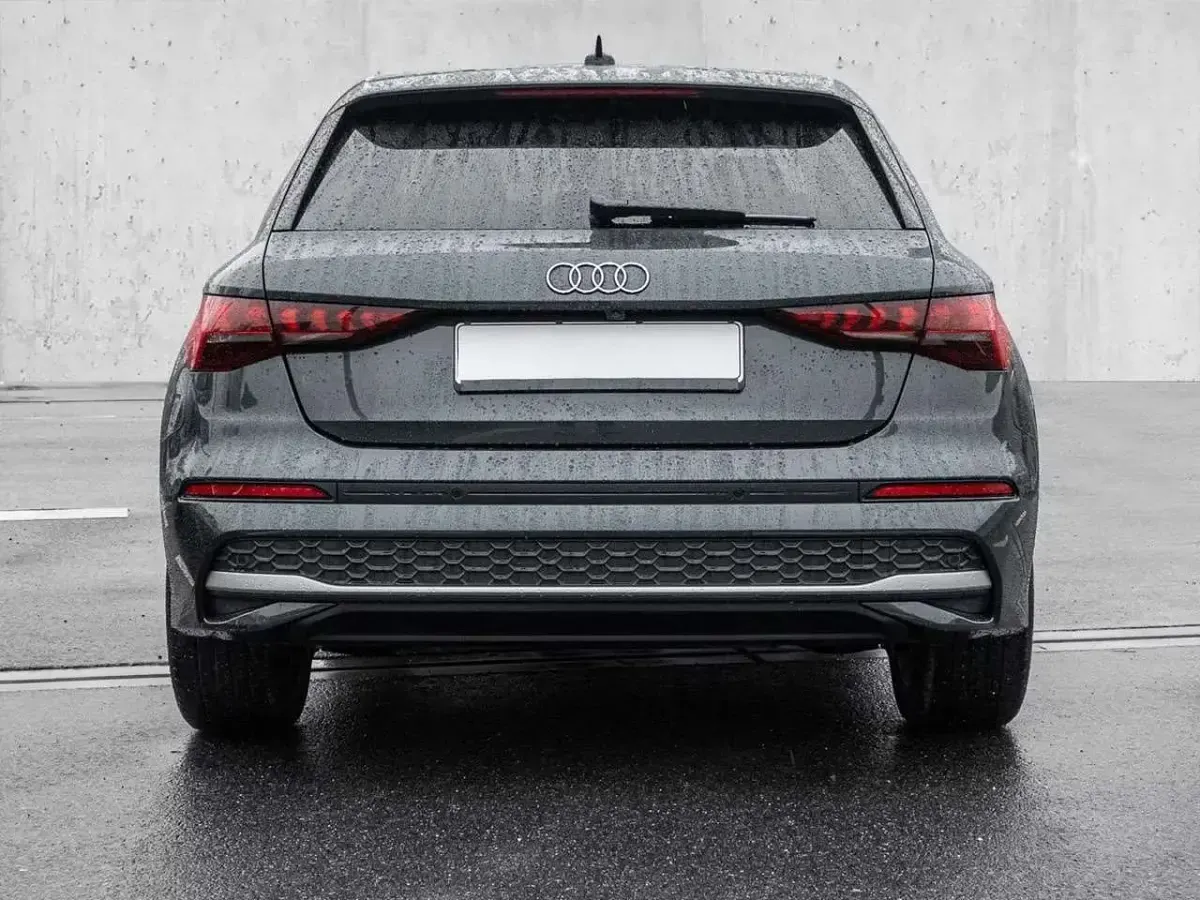Usata Audi A3 Admired 116 CV (85 kW) 2025 Manhattan gray Berlina