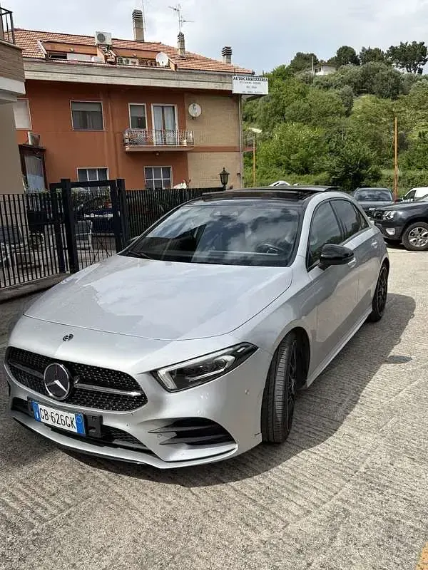 Usata Mercedes A180 Premium 116 CV (85 kW) 2020 Berlina