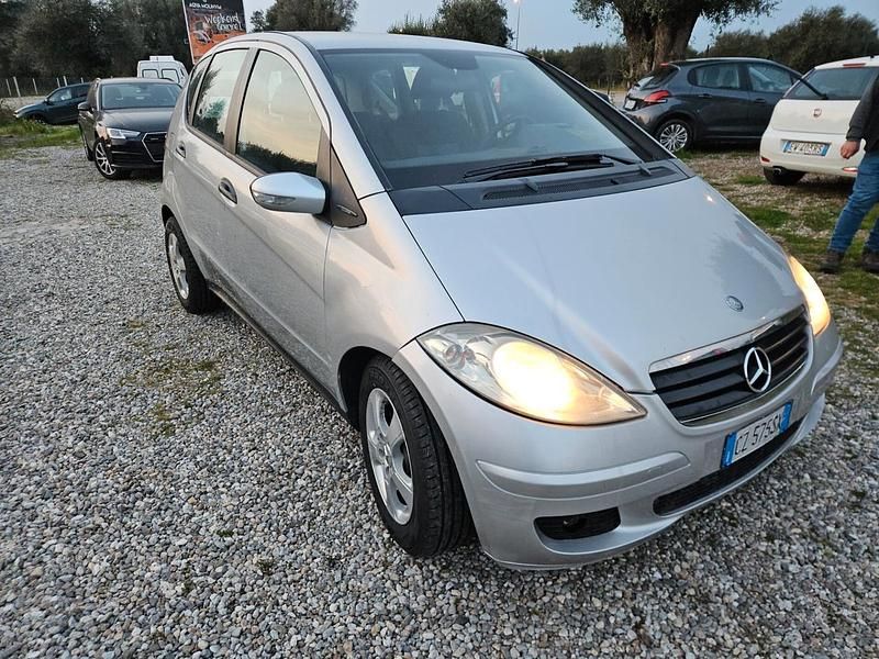 Usata Mercedes A160 Elegance 82 CV (60 kW) 2006 Argento Berlina