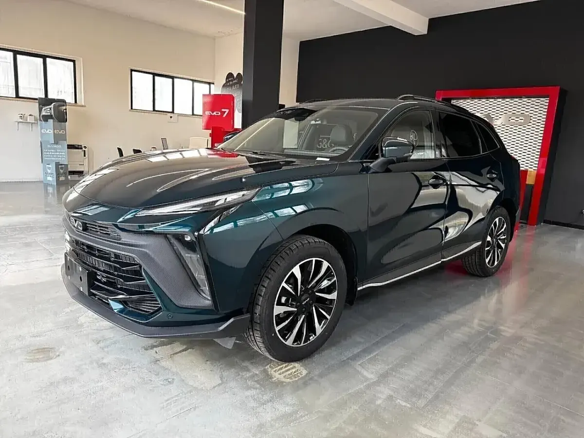 Nuova EVO Evo 6 167 CV (122 kW) 2026 Verde SUV