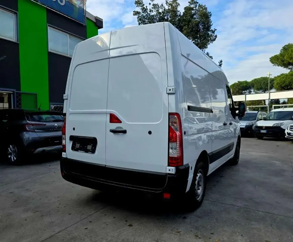 Occasion Renault Master 135 ch (99 kW) 2021 Blanc Monospace