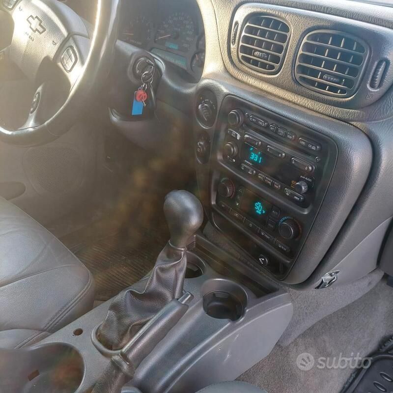 Usata Chevrolet TrailBlazer LTZ 273 CV (200 kW) 2002 Blu SUV