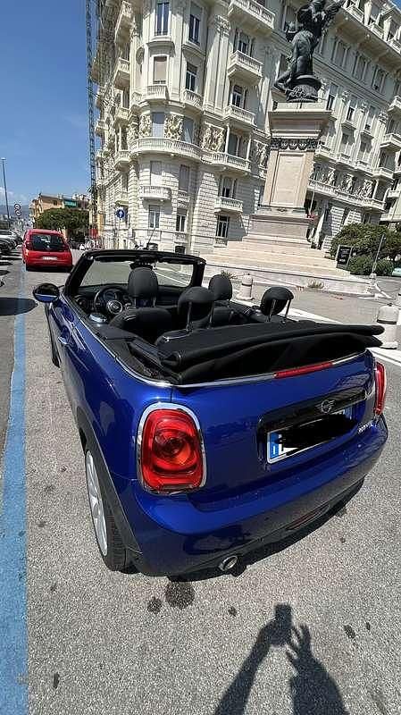 Usata Mini Cooper D Cabriolet 111 CV (81 kW) 2019 Blu/azzurro Cabrio
