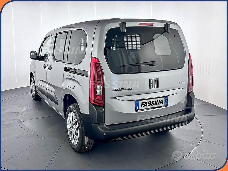 Nuova Fiat Doblò 130 CV (95 kW) 2025 Grigio Monovolume
