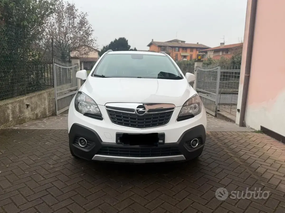 Usata Opel Mokka 131 CV (96 kW) 2014 Bianco SUV