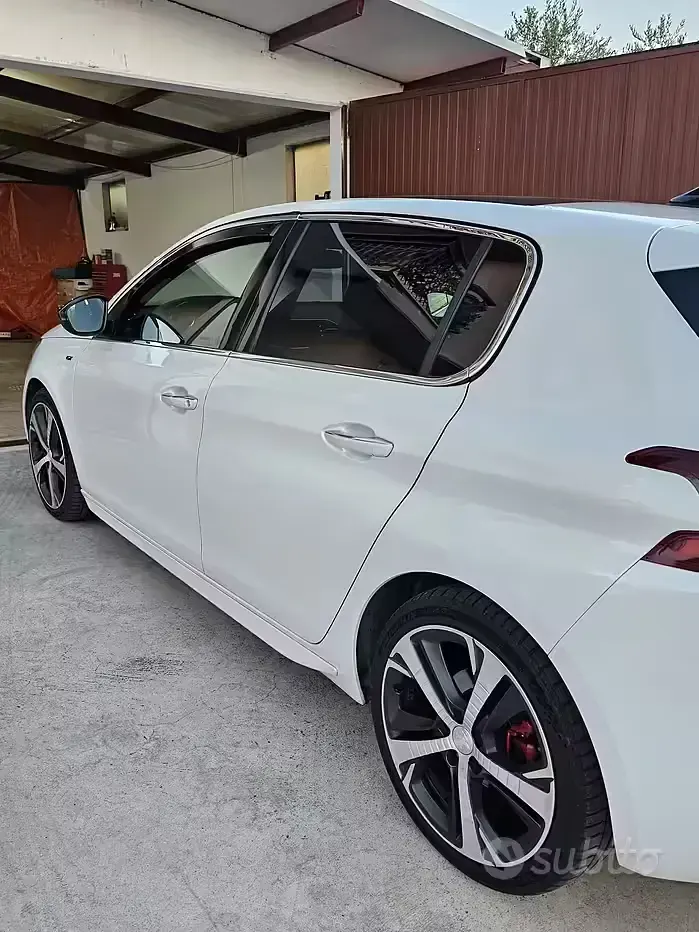 Usata Peugeot 308 181 CV (133 kW) 2015 Bianco Berlina