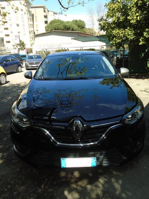 Usata Renault Mégane III 110 CV (80 kW) 2016 Nero