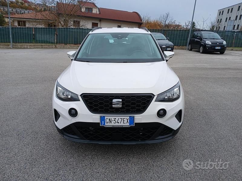 Usata Seat Arona Style 110 CV (80 kW) 2023 Bianco SUV