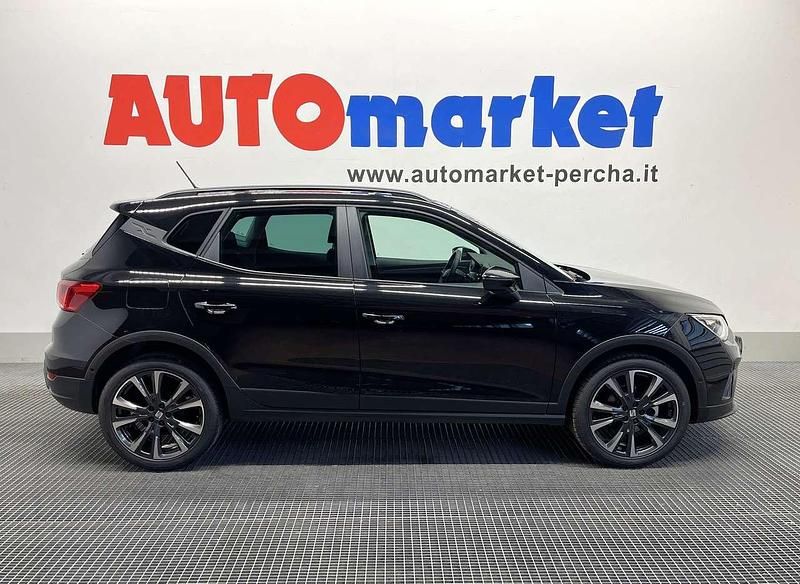 Nero Nuova 2025 Seat Arona Black Edition SUV | 22.800 € (Cara) - Immagine 1/4