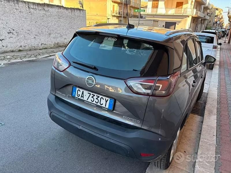 Usata Opel Crossland X 102 CV (75 kW) 2020 Grigio SUV